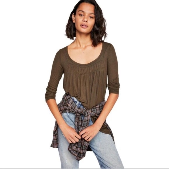 Free People Tops - ❤️Free People Love Valley Long Sleeve Top in Deep Olive Green